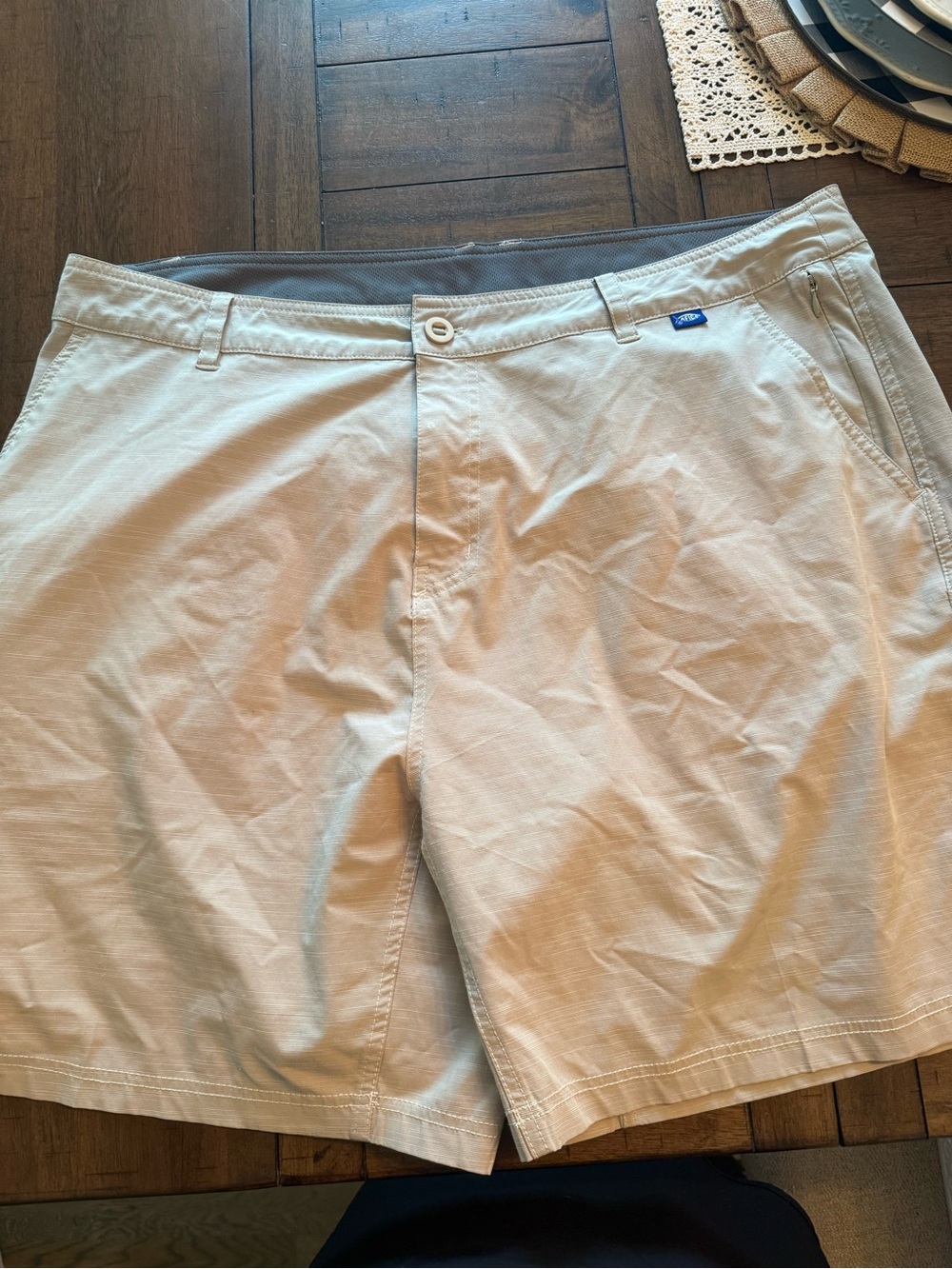 AFTCO Men's Light Khaki Flat Front Shorts